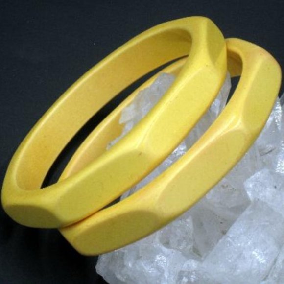 Vintage Jewelry - Bakelite Octagon Creamed Corn Bangle Bracelets